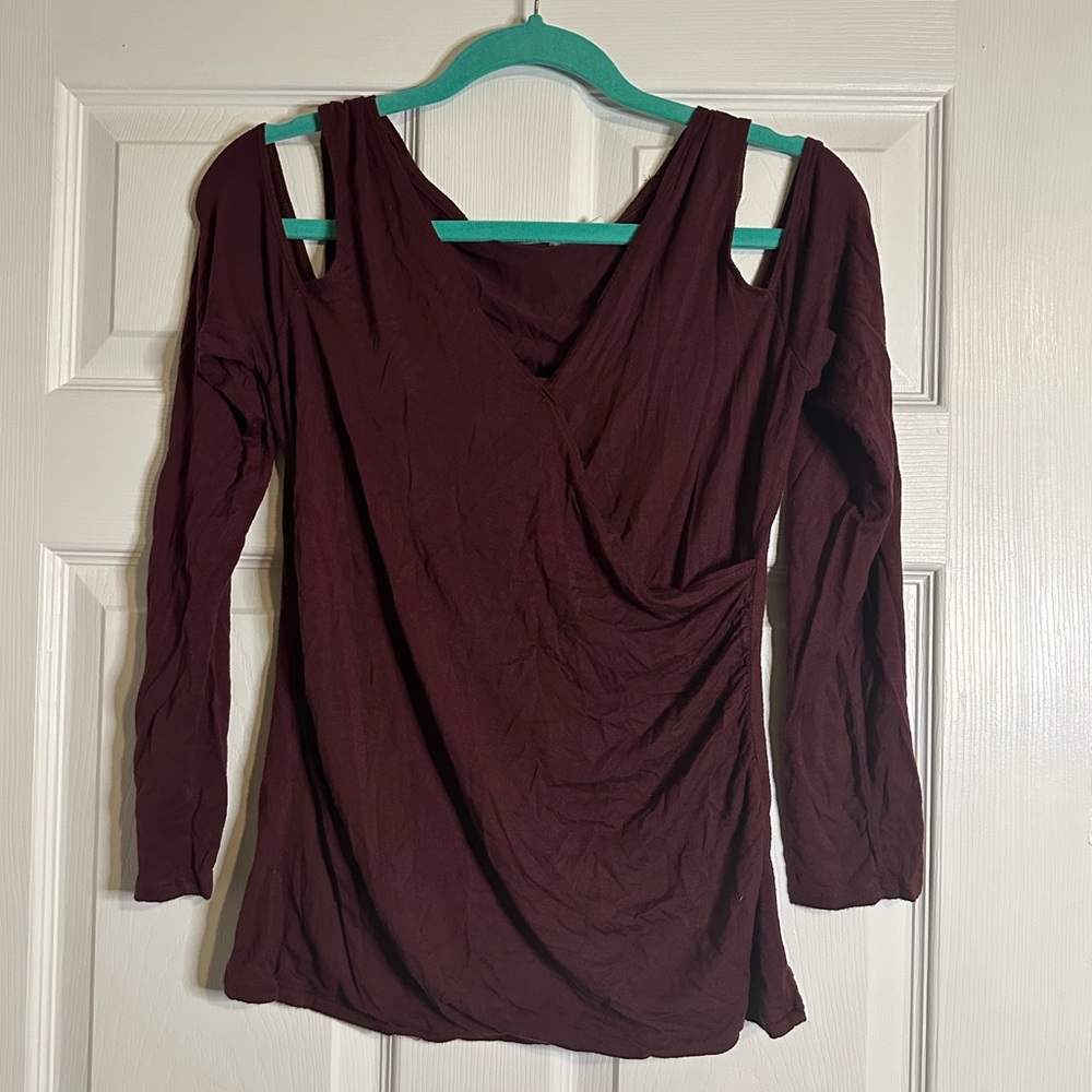 Abercrombie & Fitch Essentials Burgundy Cold Shoulder Long Sleeve Wrap Top Sz L
